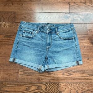 American Eagle Boy Midi Denim Short